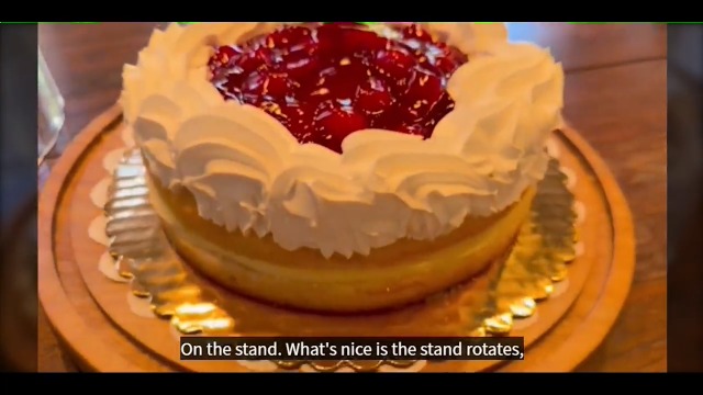 Amazon.com | cutesun Cake Stand with Lid, 10.8'' Shatterproof